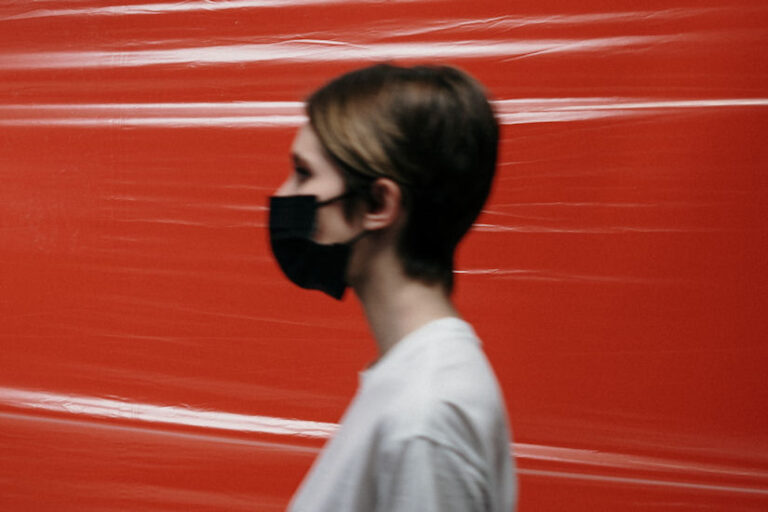 koronavirus Photo by cottonbro from Pexels